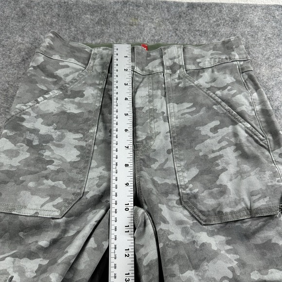 Spanx Stretch Twill Ankle Cargo Jogger Pants Womens Medium Stone Wash Camo - Picture 7 of 11